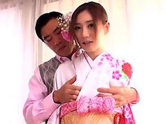 Hot mommy spreads for the man&acute_s endless dong - More at Japanesemamas com